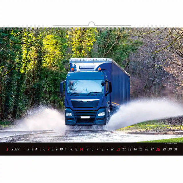 truck, blauwe vrachtwagen, box trailer, zware voertuigen, spray op weg