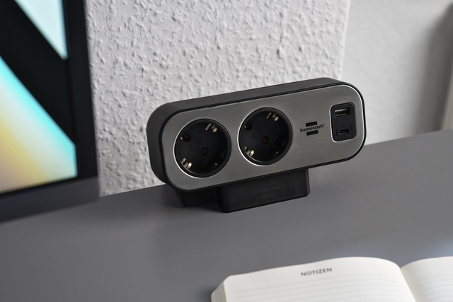 Stekkerdoos Brennenstuhl bureau Estilo 10 voudig inclusief 1 USB C, 1 USB A, 2 meter zilver/zwart