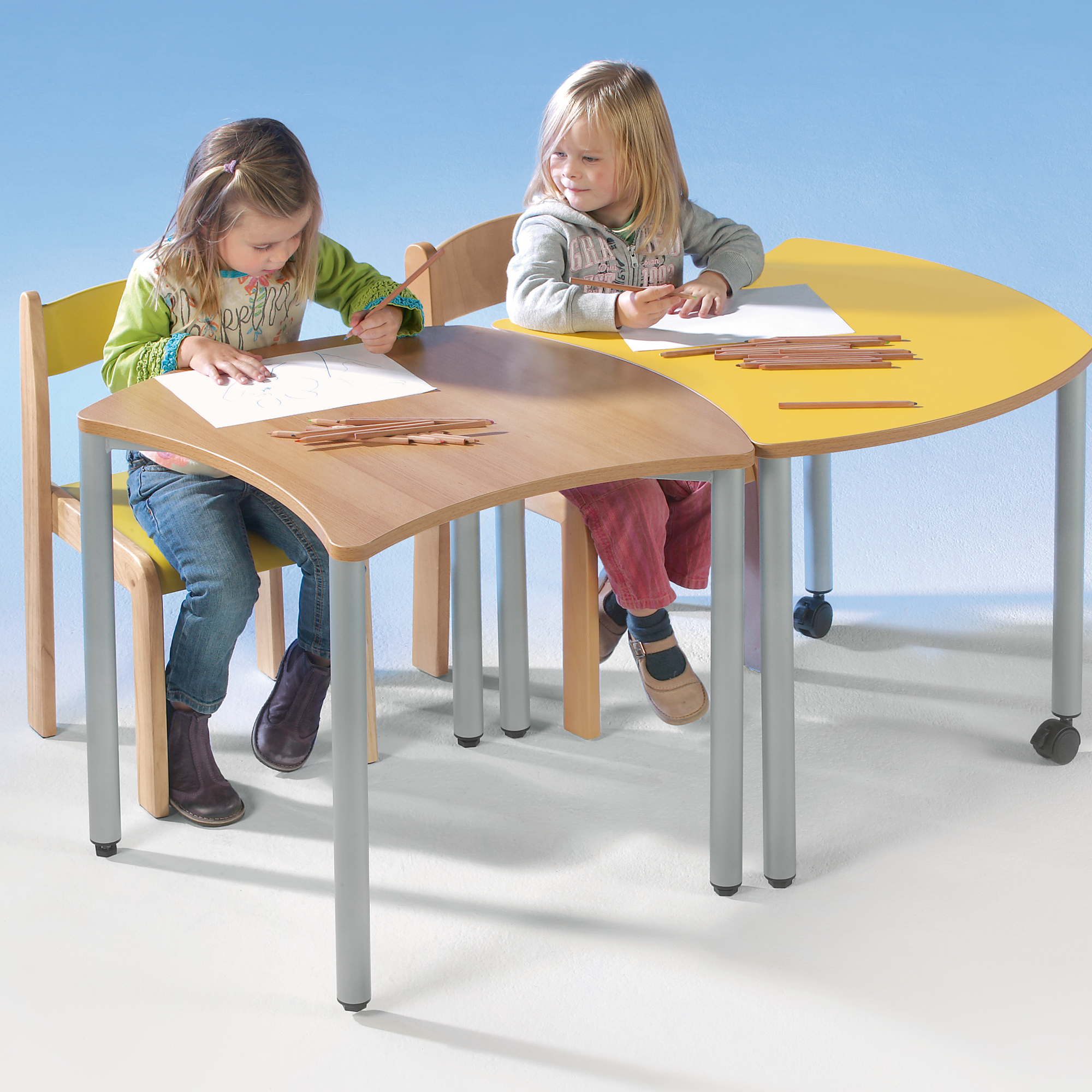 Vierkante golfvormige tafel Swing-it Steely verstelbare hoogte