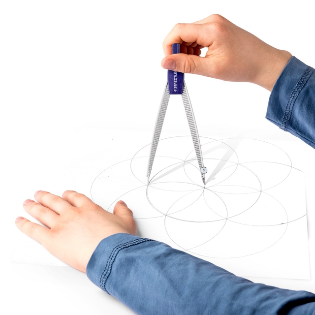 compass, potlood, gegnercirkels, meetkunde, tekenen