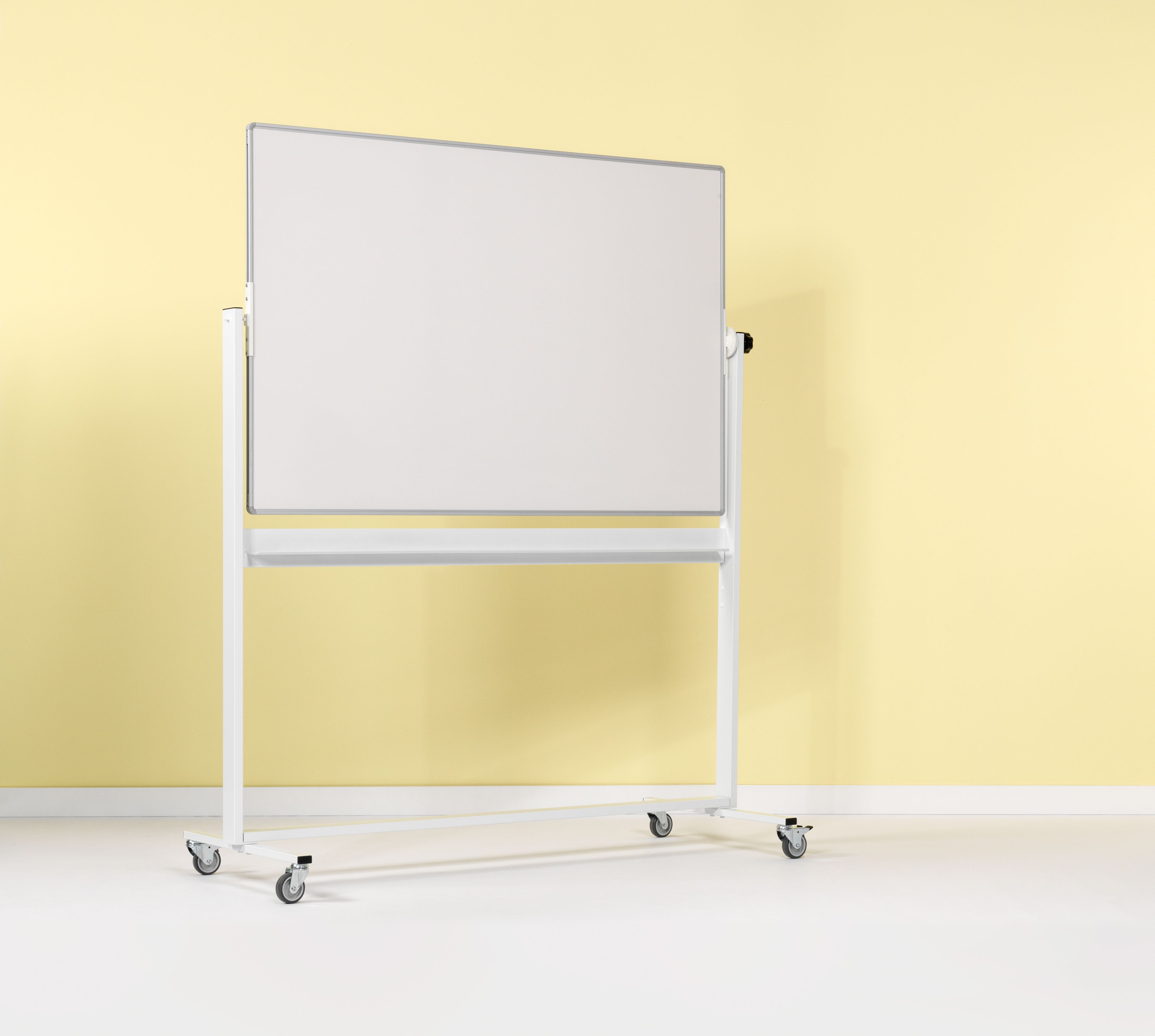 Kantelbord whiteboard, dubbelzijdig wit emaille - 100x180 cm