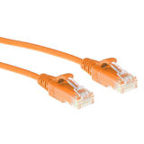 ACT Oranje 2 meter LSZH U/UTP CAT6 datacenter slimline patchkabel snagless met RJ45 connectoren
