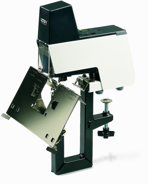 Nietmachine Rapid Classic 106E elektrisch 66/6-8 50 vel wit/zwart Nietmachine Rapid Classic 106E elektrisch 66/6-8 50 vel wit/zwart