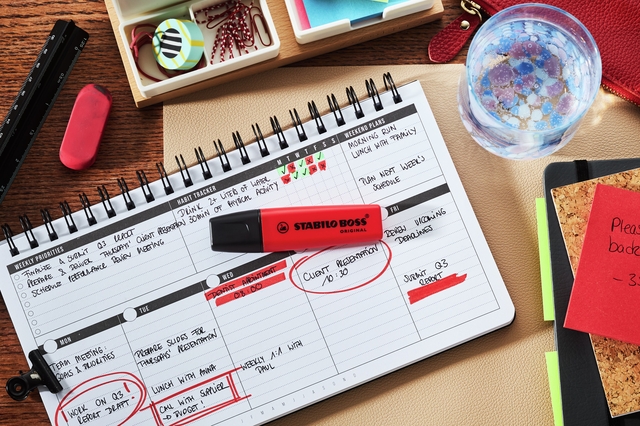 planner, notebook, kalender, stabilo, nietjes