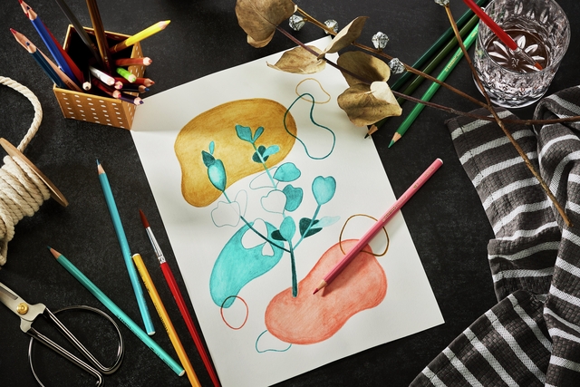 illustration, watercolor, art paper, pencils, desk setup