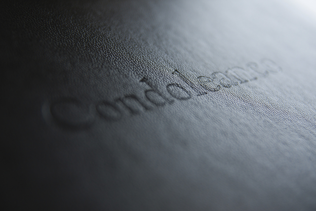 contrat, pad, text, embossed, branding