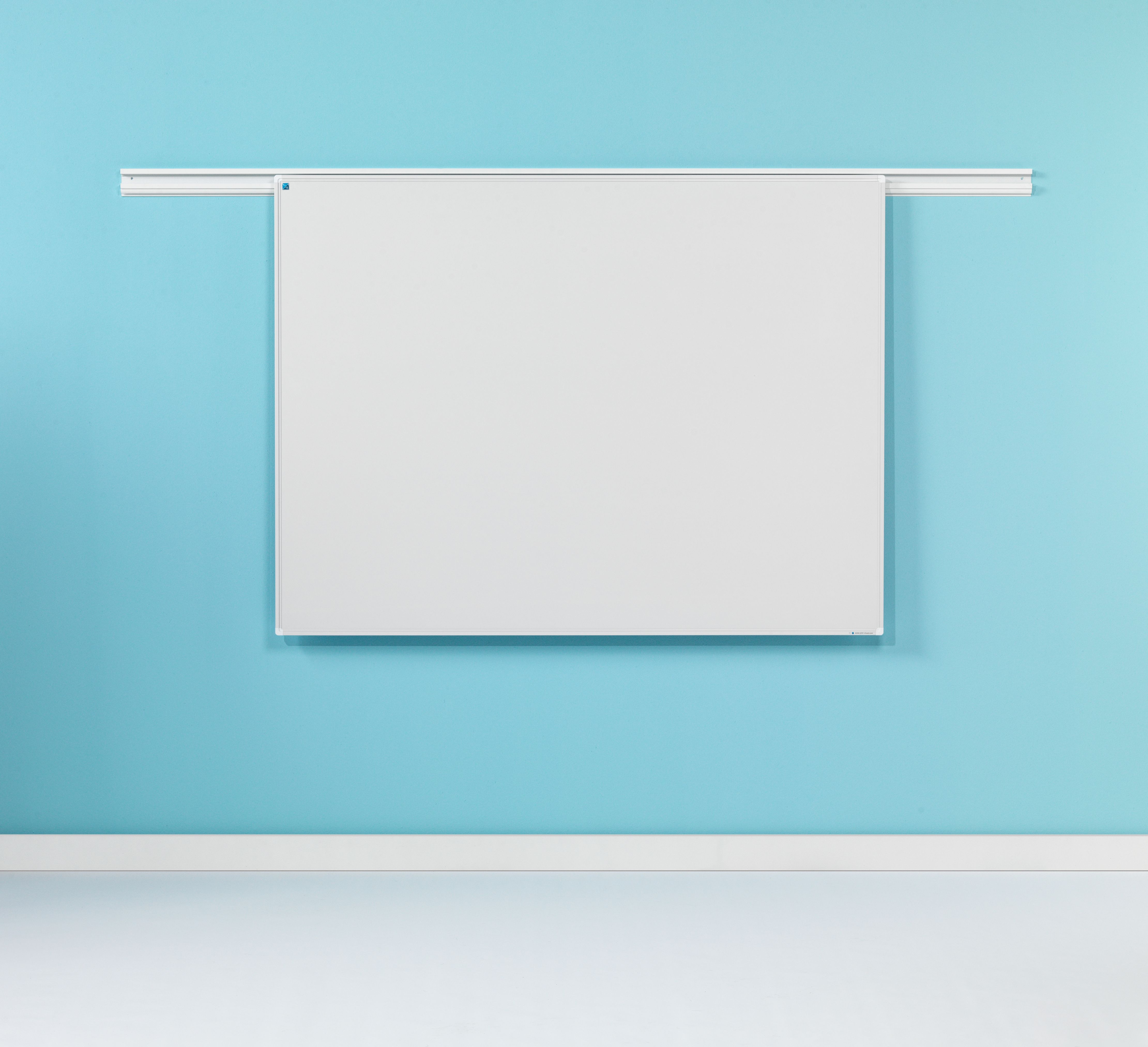 PartnerLine Rail projectieborden, projectiestaal - 118x189 cm (16:10) PartnerLine Rail projectieborden, projectiestaal - 118x189 cm (16:10)
